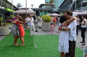 El abrazo a la vida en Las Palmas de Gran Canaria. El abrazo a la vida en Las Palmas de Gran Canaria.